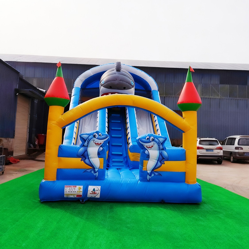زحليقة قابلة للنفخ صغيرة قابلة - مراجعة Kids Outdoor Inflatable وسعره